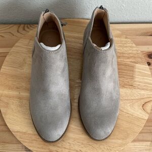 Journee Collection Womens Livvy Block Heel Booties new